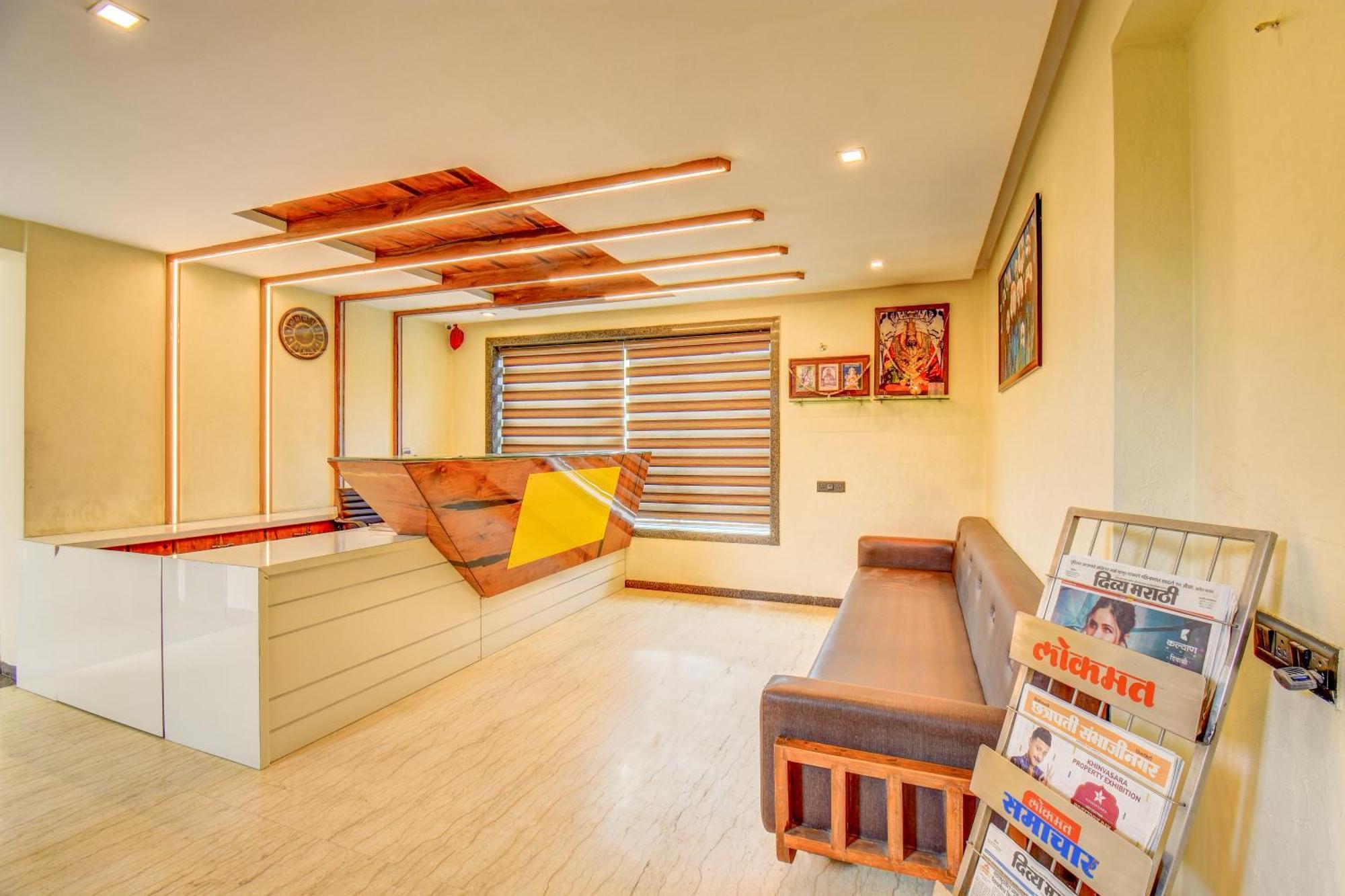 Hotel Deepali Executive Aurangabad  Exterior photo